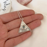Collar The Eye - Personalizable